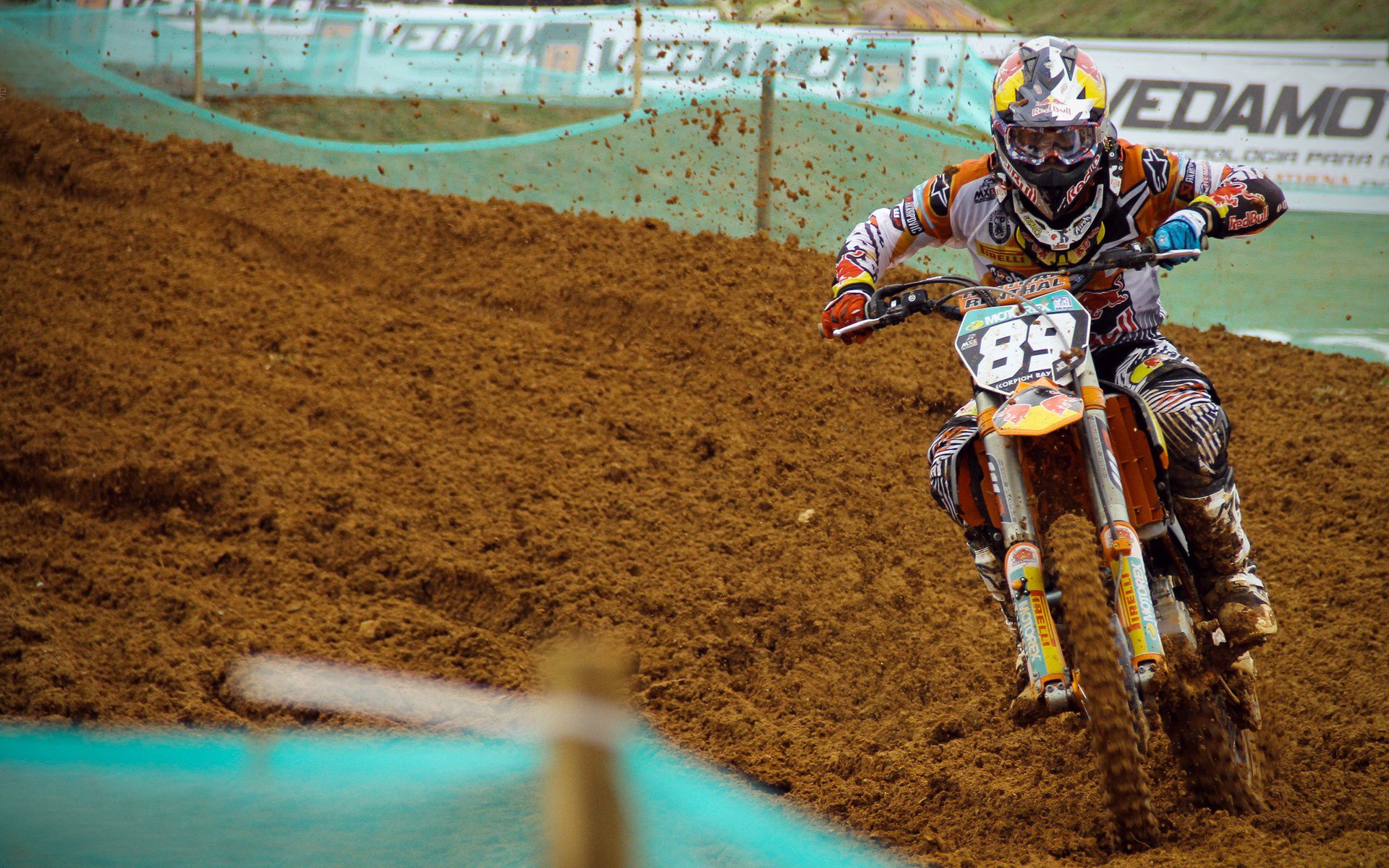 奥运周期关键战,德布劳内接管比赛,英格兰战术体系踏平韩国